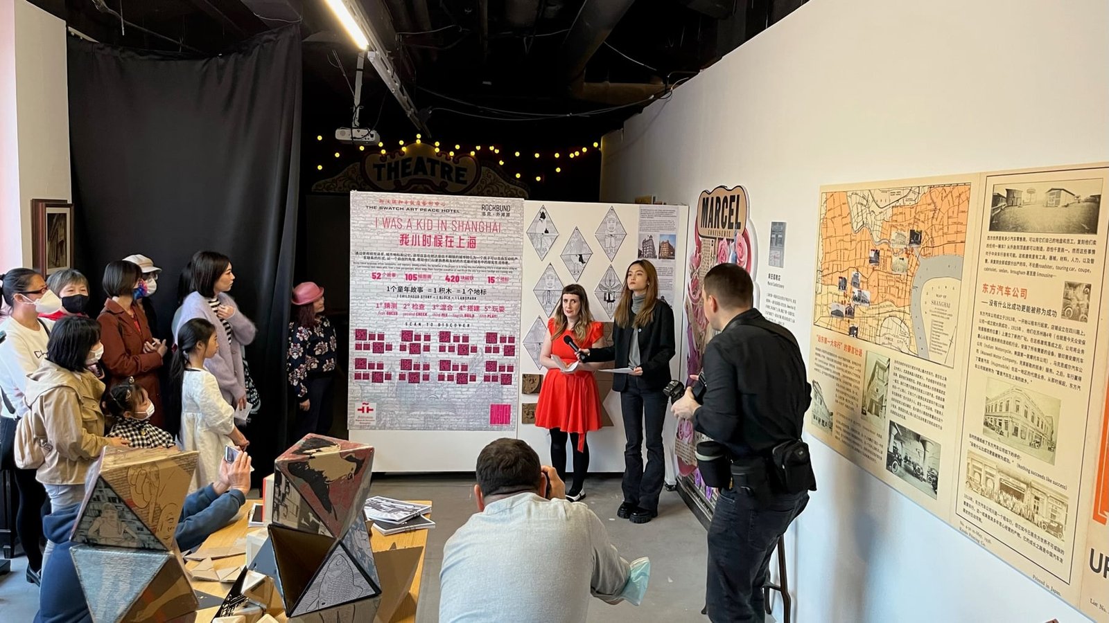 Presentación pública de I Was a Kid in Shanghai con las piezas y el archivo visual del proyecto.